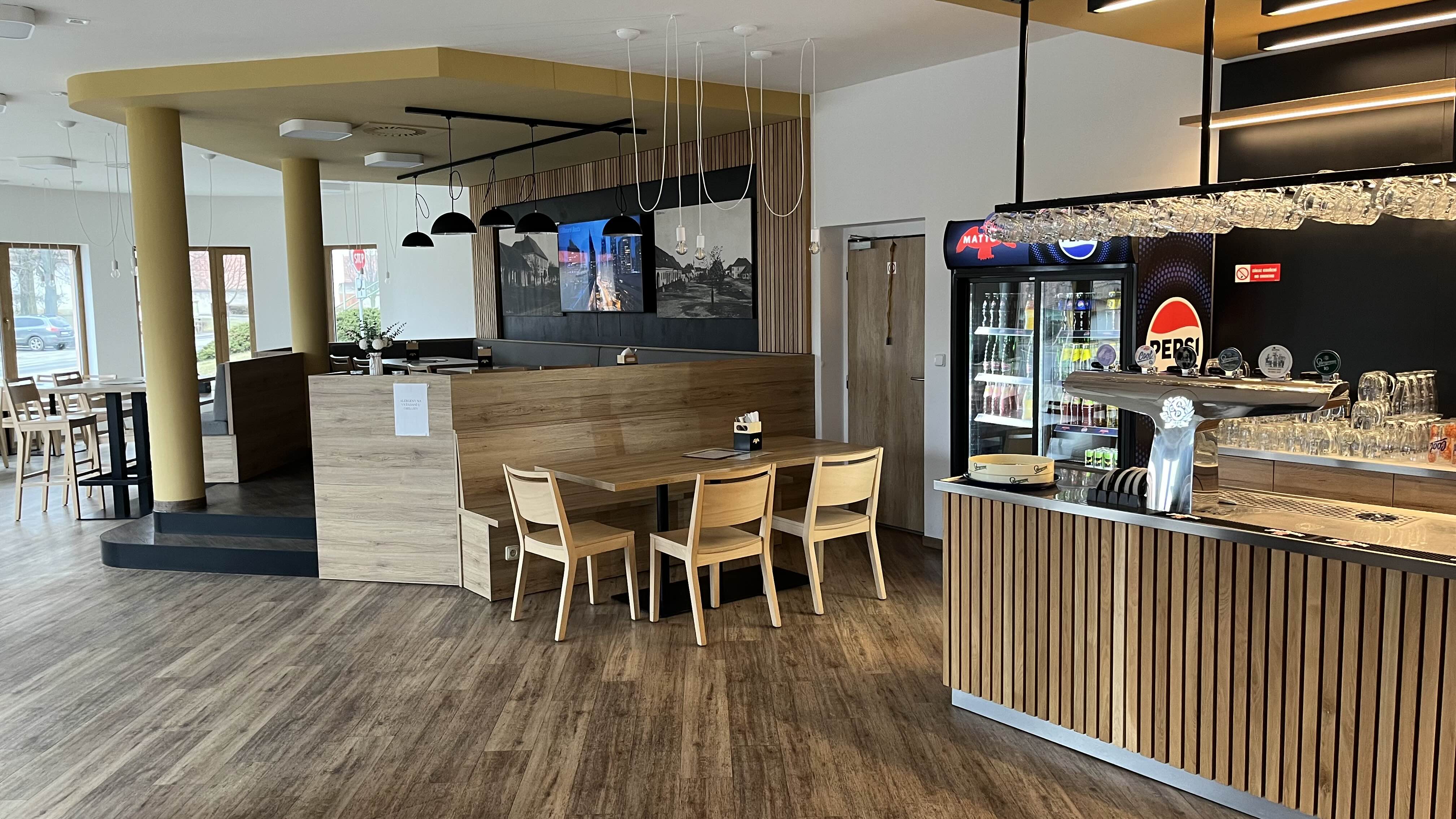 Náhled interiéru Restaurace Velká Hospoda